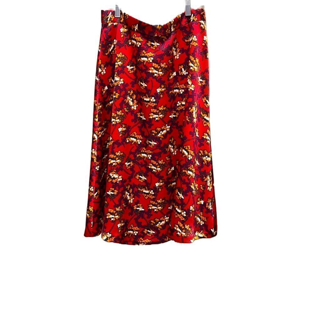 🌟NEW🌟 Ann Taylor Circle Skirt Size 4